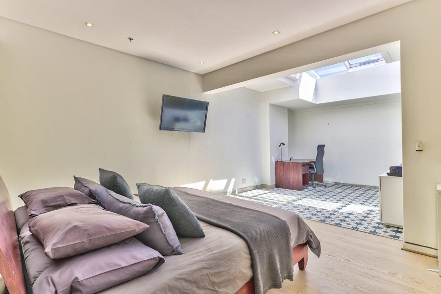 2 Bedroom Property for Sale in Cape Town City Centre Western Cape